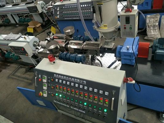 Kunststoffrohr-Verdrängungs-Linie 380V 50HZ, PET-HDPE Rohr, das Maschine herstellt