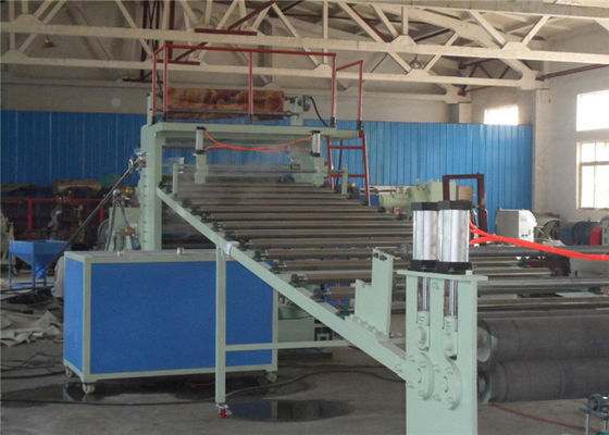 Ein guter Preis. PVC-Gebäude-Schablonen-Schaum-Brett-Maschine, PVCs Krusten-Schaum-Brett-Extruder halb Online