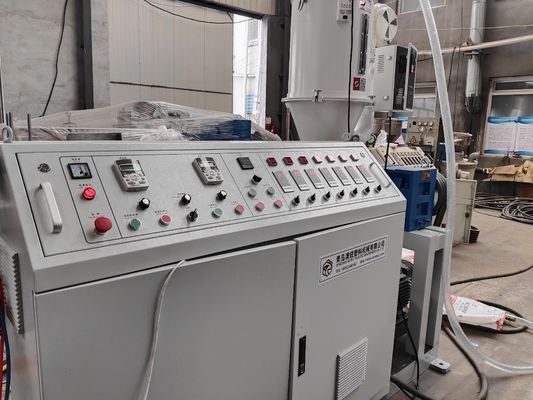 Ein guter Preis. Automatische PE-Wallrohrmaschine für Drainagesysteme, SJ65/33 HDPE-Wallrohr-Extrudermaschine Online