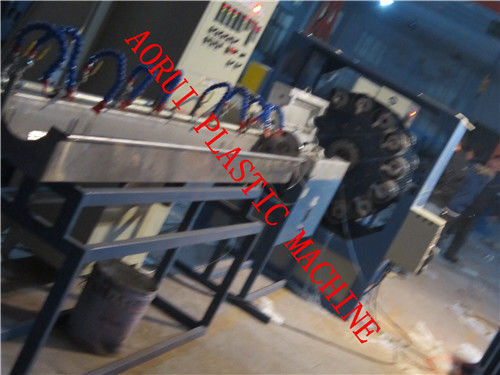 Ein guter Preis. Doppelte Schrauben-Kunststoffrohr-Maschinerie für faserverstärkten Schlauch PVCs Online