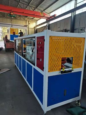 Ein guter Preis. Profil Produkt Kunststoffprofil Extrusionsleitung mit 38 Moaia Schraubenmaterial 380V 50HZ Spannung Online