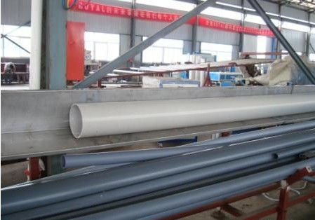 Ein guter Preis. Mit hohem Ausschuss Entwässerung PVC-Kunststoffrohr-Verdrängungs-Maschine, Durchmesser 16-63mm Online
