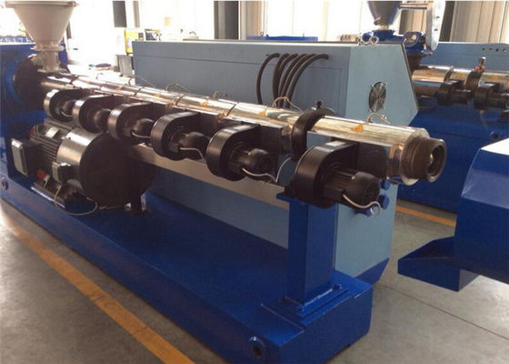 Ein guter Preis. PVC-Kunststoffrohr-Verdrängungs-Maschine, Wasserleitung PVC-Extruder-Maschine Online