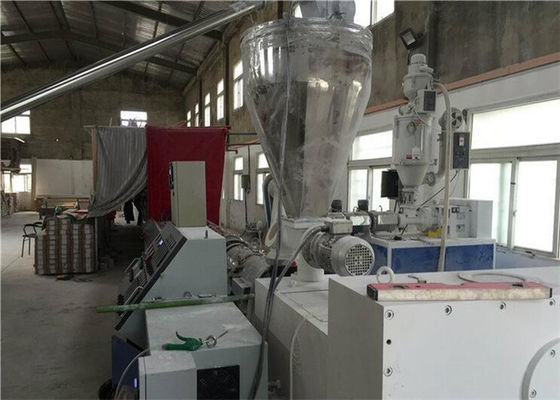 Ein guter Preis. PVC Lmination/dekorative Marmorkunststoffplatte-Extruder-Fertigungsstraße vollautomatisch Online