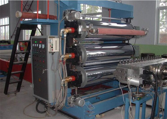 Ein guter Preis. Lärmarme pp.-Höhlen-Kunststoffplatte-Verdrängungs-Linie, PC-hohle Kunststoffplatte-Extruder-Maschine Online