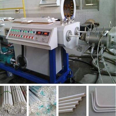 Ein guter Preis. PLC steuern Doppelschneckenextruder, 16-63mm PVC-Zwillings-Rohr-Verdrängungs-Maschine Online