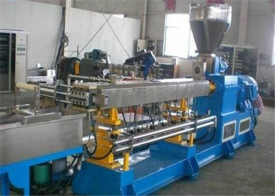 Ein guter Preis. Hoher konischer Doppelschneckenextruder Kapazität PVCs UPVC für Rohre/Platten/Blätter Online