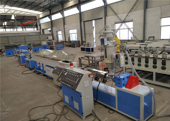 Ein guter Preis. PPR-PET Kunststoffrohr-Fertigungsstraße, Plastikpet-Rohr-Extruder vollautomatisch Online