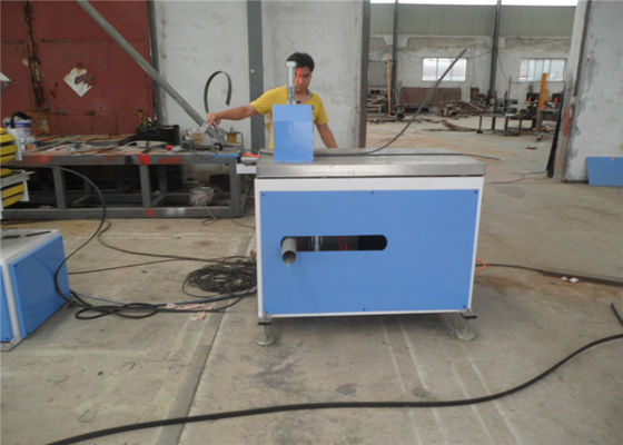 Ein guter Preis. Wand-Fertigungsstraße der PVC-Deckenverkleidungs-Extruder-Maschinerie-/PVC WPC Online