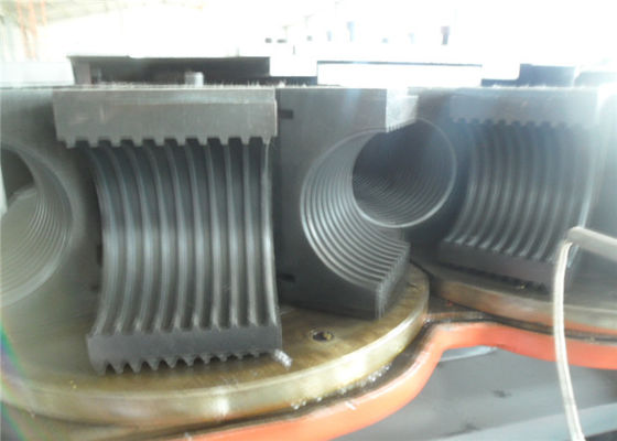 Einwandgewölbte Kunststoffrohr Extrusionslinie PP PE PVC Rohrherstellung Maschine