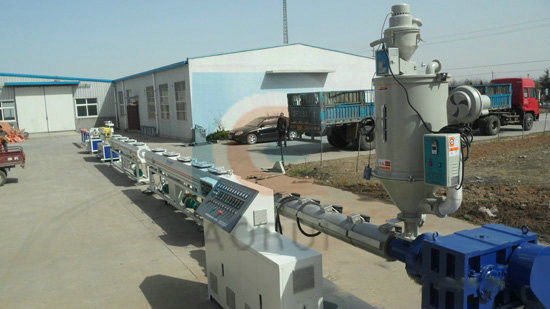 Ein guter Preis. Kunststoffrohr-Extruder 150 - 1500KG/h für PET Abwasserleitung Online