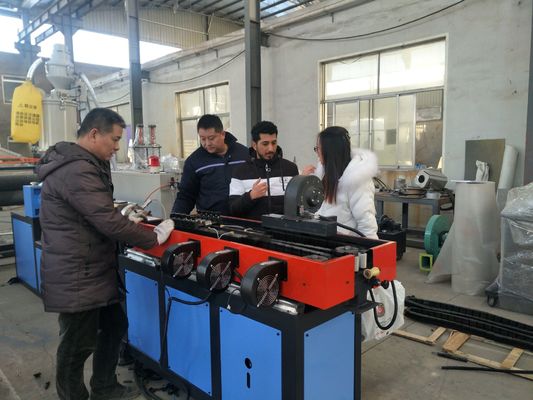 PET, das einzelne Wand Rohr-Maschine 380V runzelte, runzelte Rohr-Fertigungsstraße