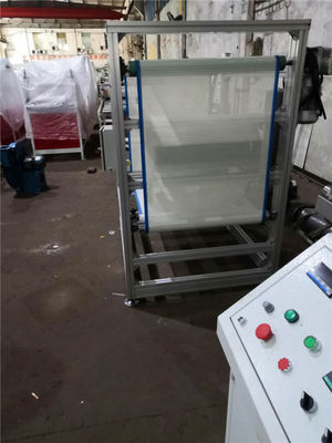 Ein guter Preis. Gesponnener Extruder des kleinen Maßstabs nicht der Produktionsmaschine-600mm pp. Meltblown für Gesichtsmaske Online