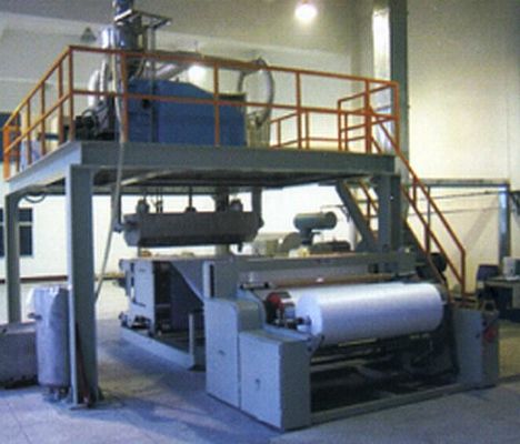 Ein guter Preis. Einzelne nichtgewebtes Gewebe der Schrauben-Schmelze durchgebranntes Maschinen-pp., das Maschine für Masken herstellt Online