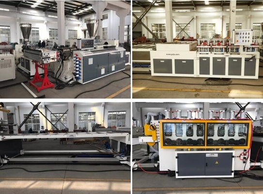 Ein guter Preis. Brett-Verdrängungs-Maschine 1220*2440mm 400kg/H PVCs Wpc verkrusten das Schäumen Online